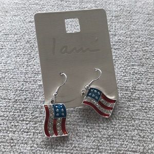 🇺🇸 USA flag earrings, perfect for July 4!